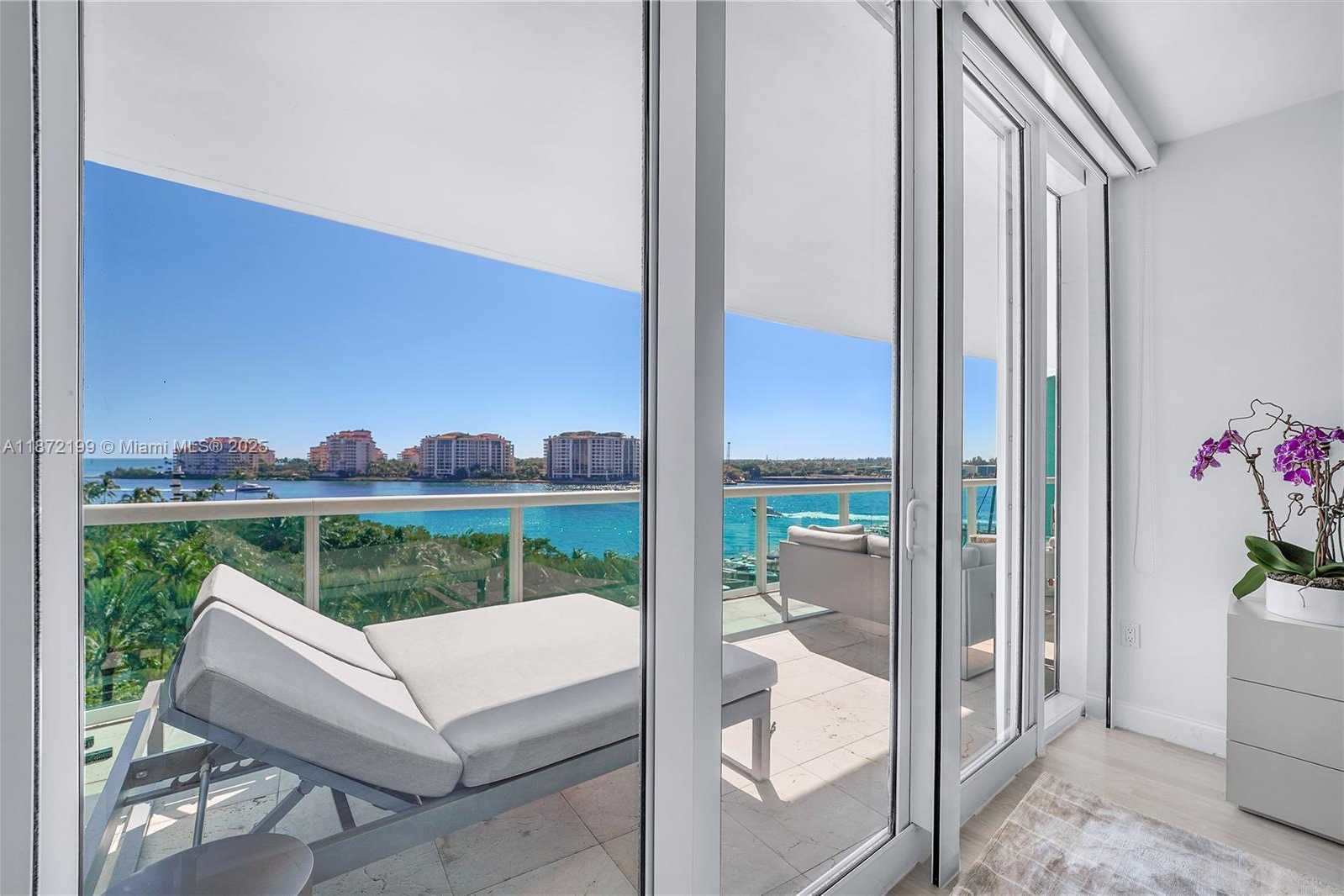 Small Image of 1000 SOUTH POINTE DR #604, Miami Beach Number 29