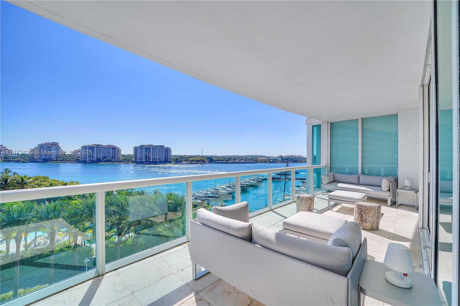 Small Image of 1000 SOUTH POINTE DR #604, Miami Beach Number 30
