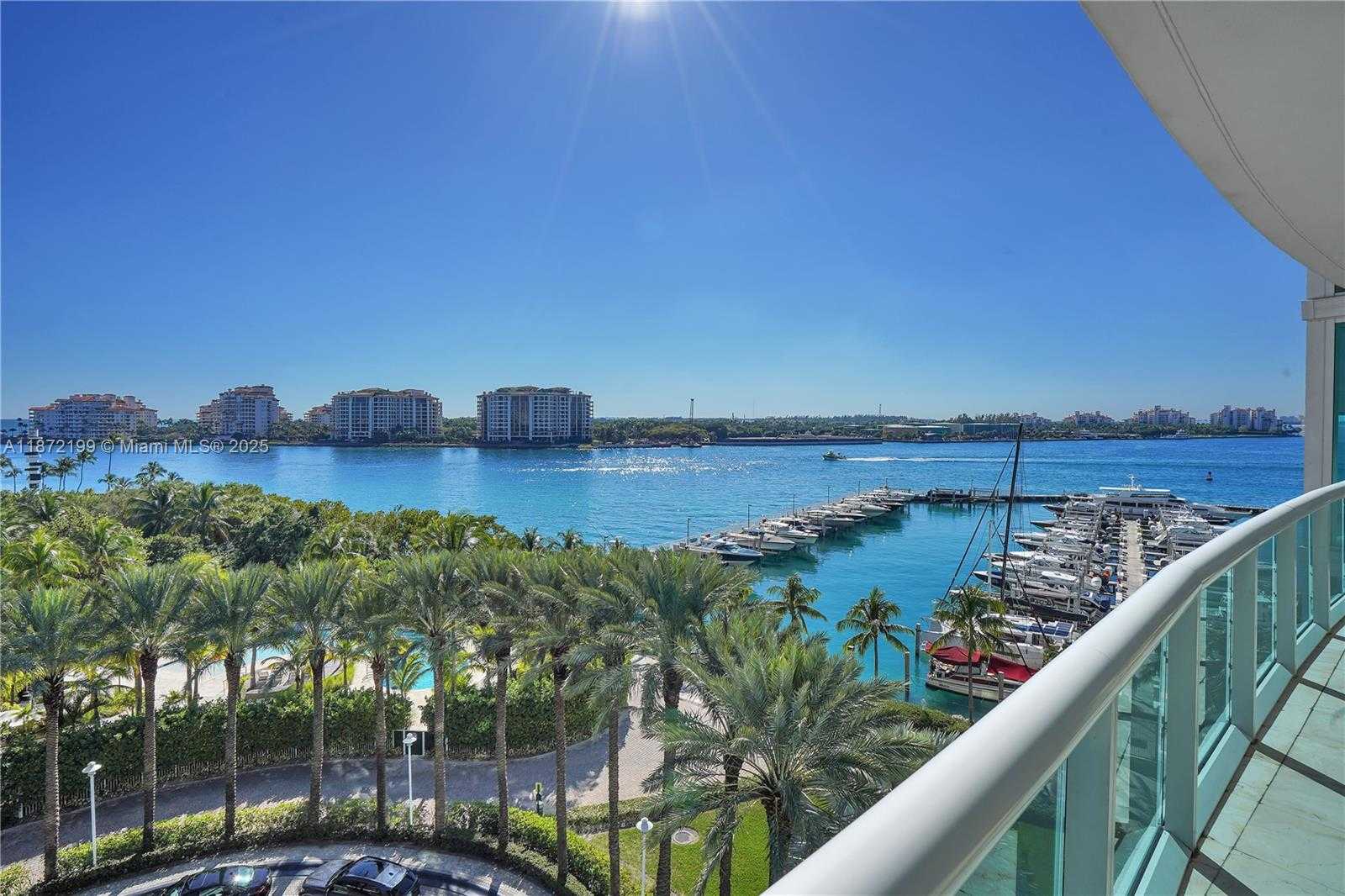 Small Image of 1000 SOUTH POINTE DR #604, Miami Beach Number 7