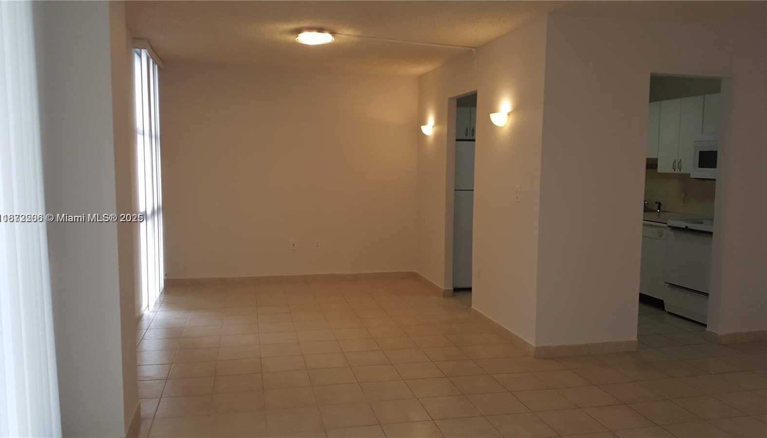 Small Image of 3675 NORTH COUNTRY CLUB DR #1001, Aventura Number 11