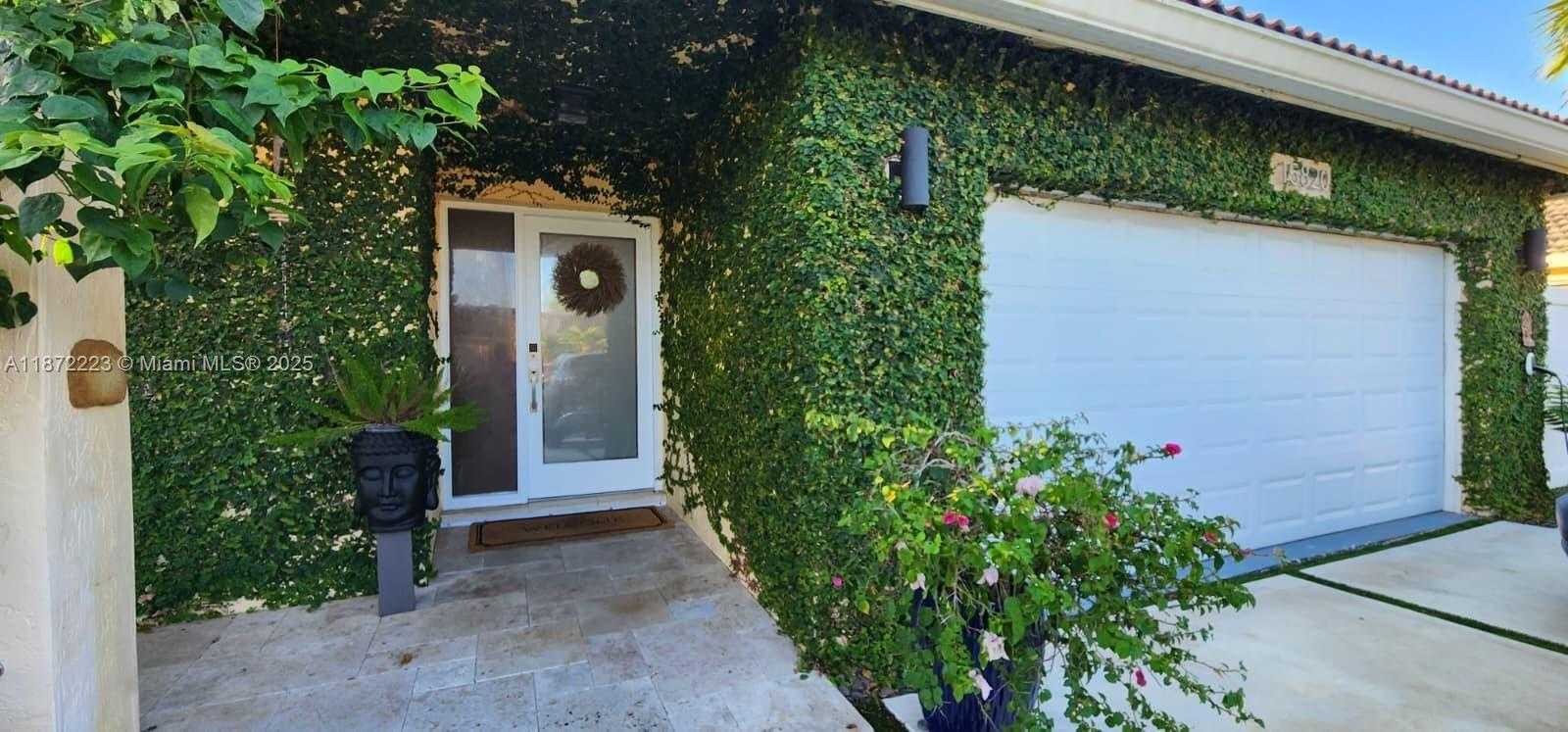Small Image of 15820 NORTH SEDGEWYCK CIR N, Davie Number 3
