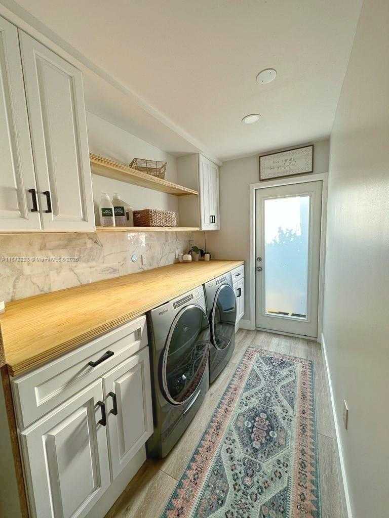 Small Image of 15820 NORTH SEDGEWYCK CIR N, Davie Number 9