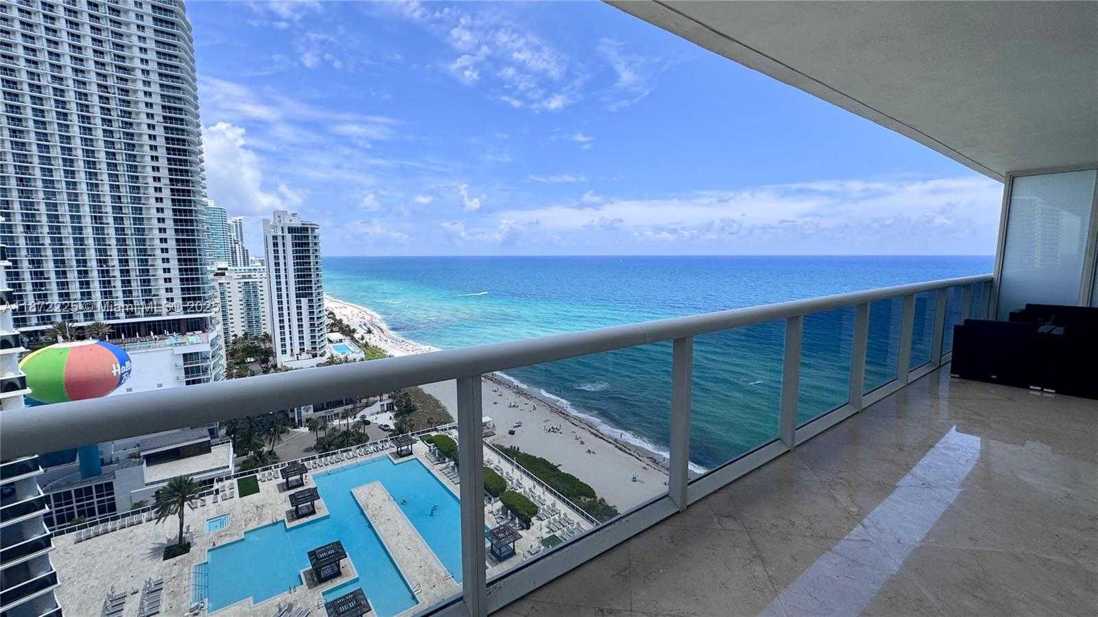 Small Image of 1830 SOUTH OCEAN DR #2211, Hallandale Beach Number 6