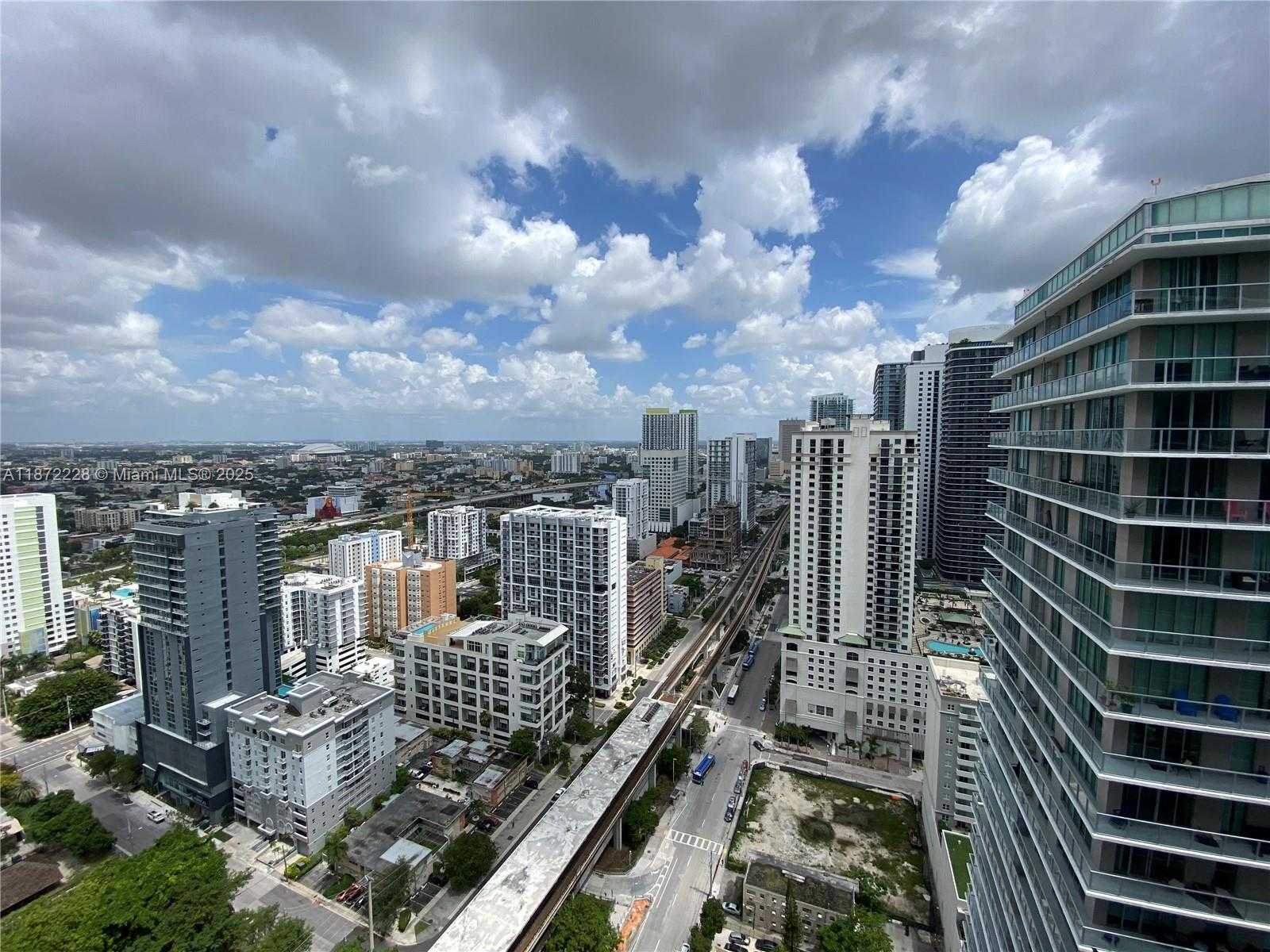 Small Image of 79 SOUTH WEST 12 ST #3810-S, Miami Number 11