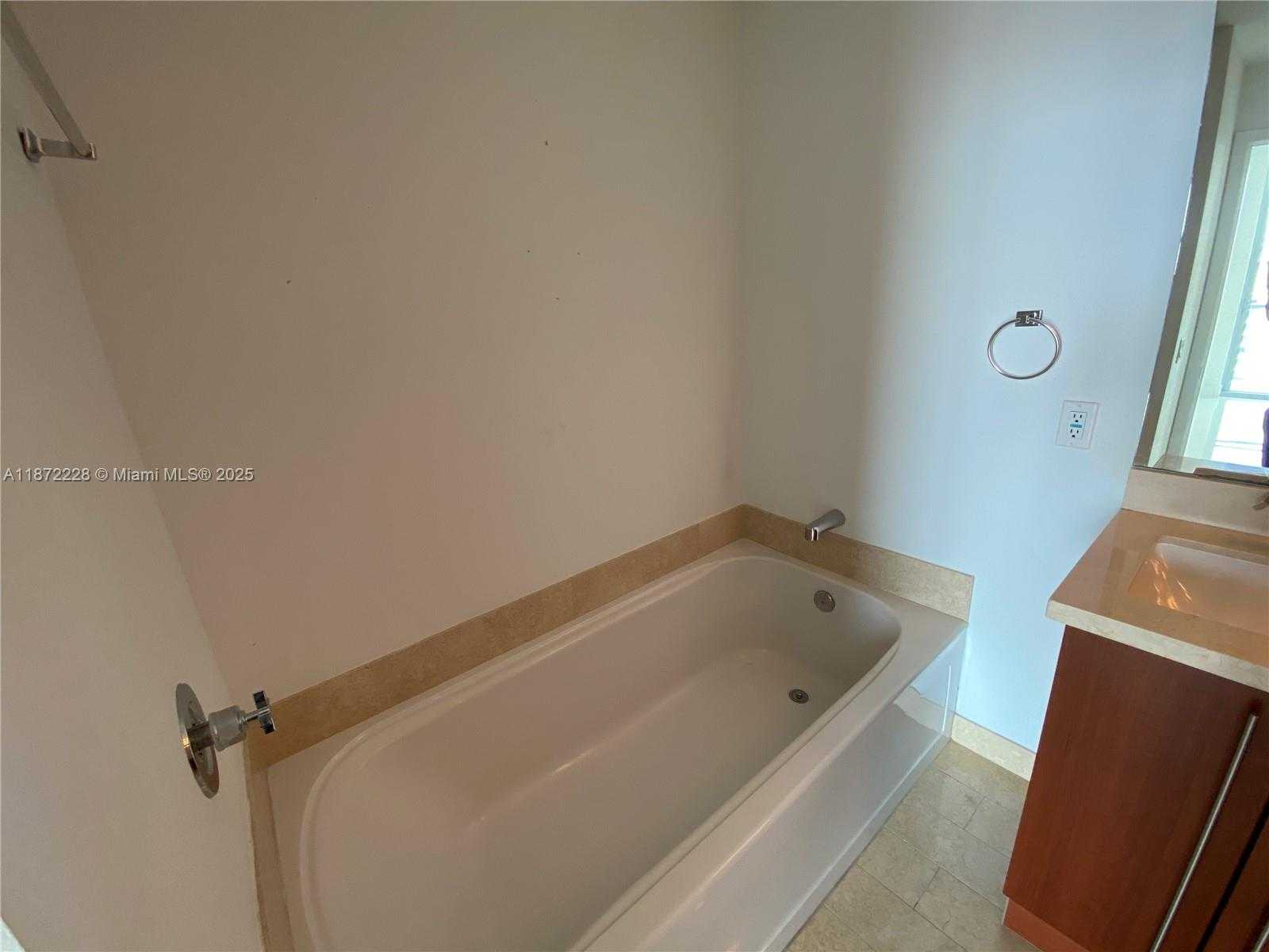 Small Image of 79 SOUTH WEST 12 ST #3810-S, Miami Number 4