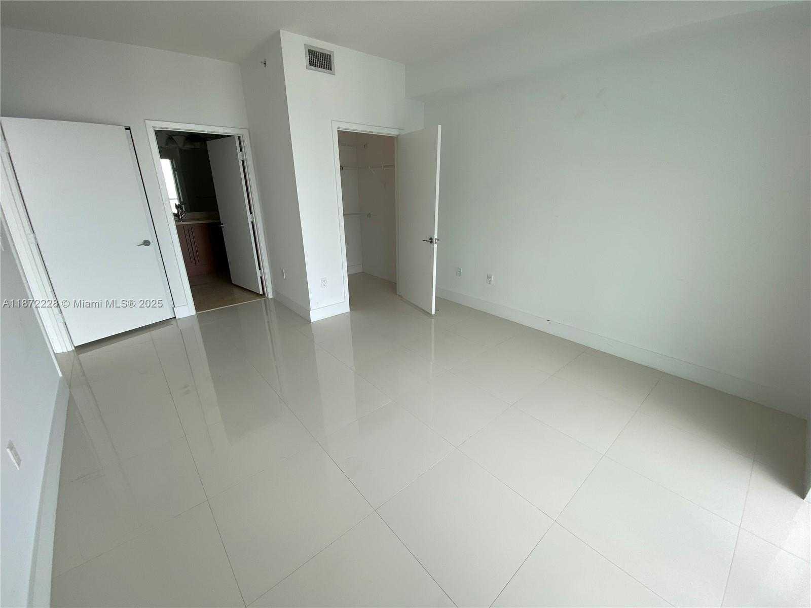 Small Image of 79 SOUTH WEST 12 ST #3810-S, Miami Number 6