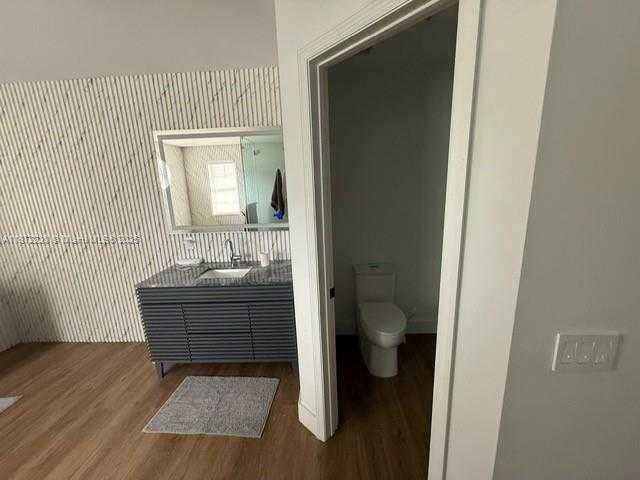 Small Image of 6901 NORTH WEST 112TH AVE, Doral Number 32