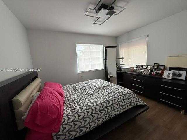 Small Image of 6901 NORTH WEST 112TH AVE, Doral Number 33
