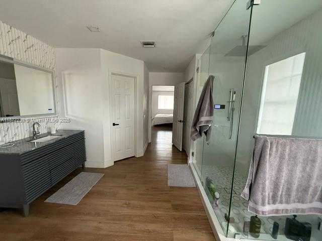 Small Image of 6901 NORTH WEST 112TH AVE, Doral Number 36