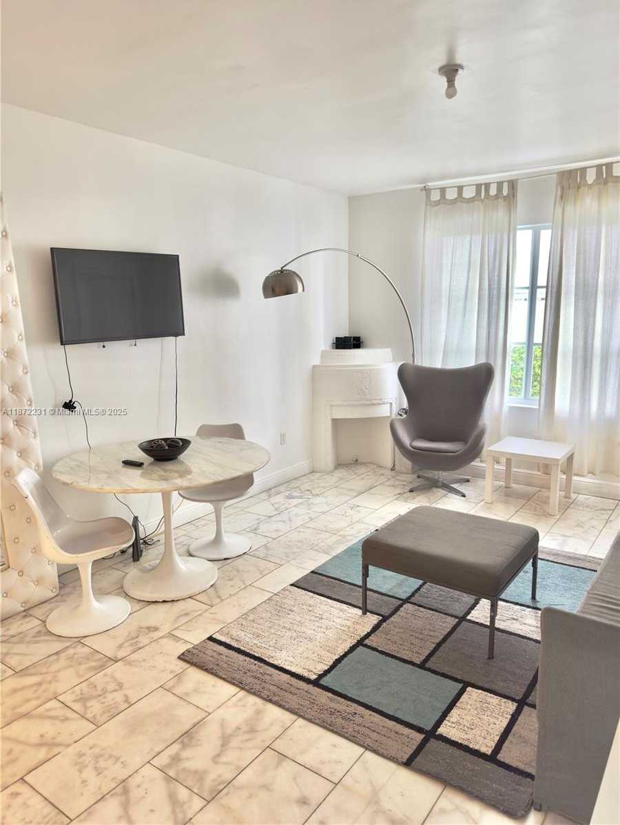 Small Image of 922 JEFFERSON AVE #5, Miami Beach Number 3