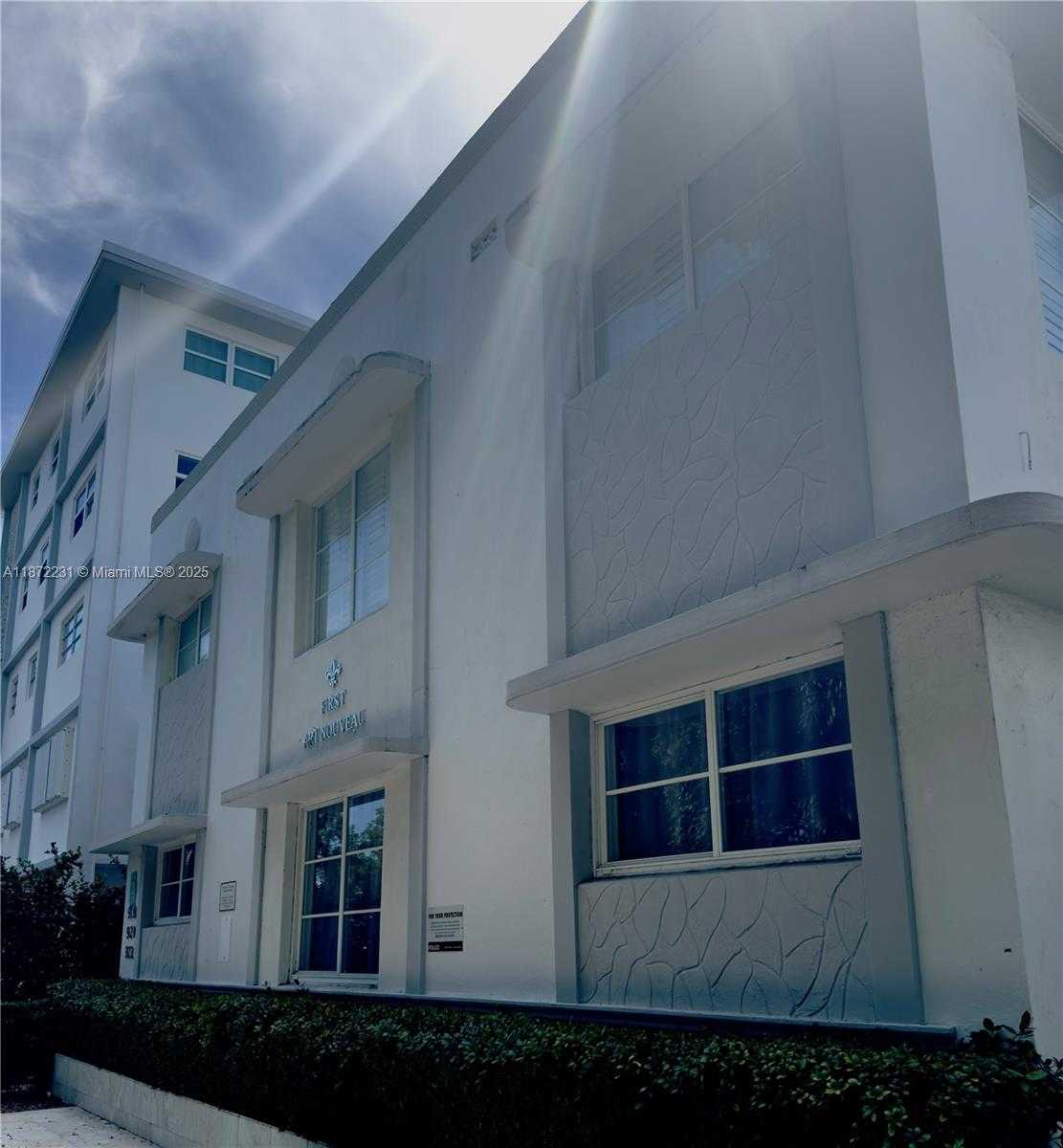 Small Image of 922 JEFFERSON AVE #5, Miami Beach Number 7