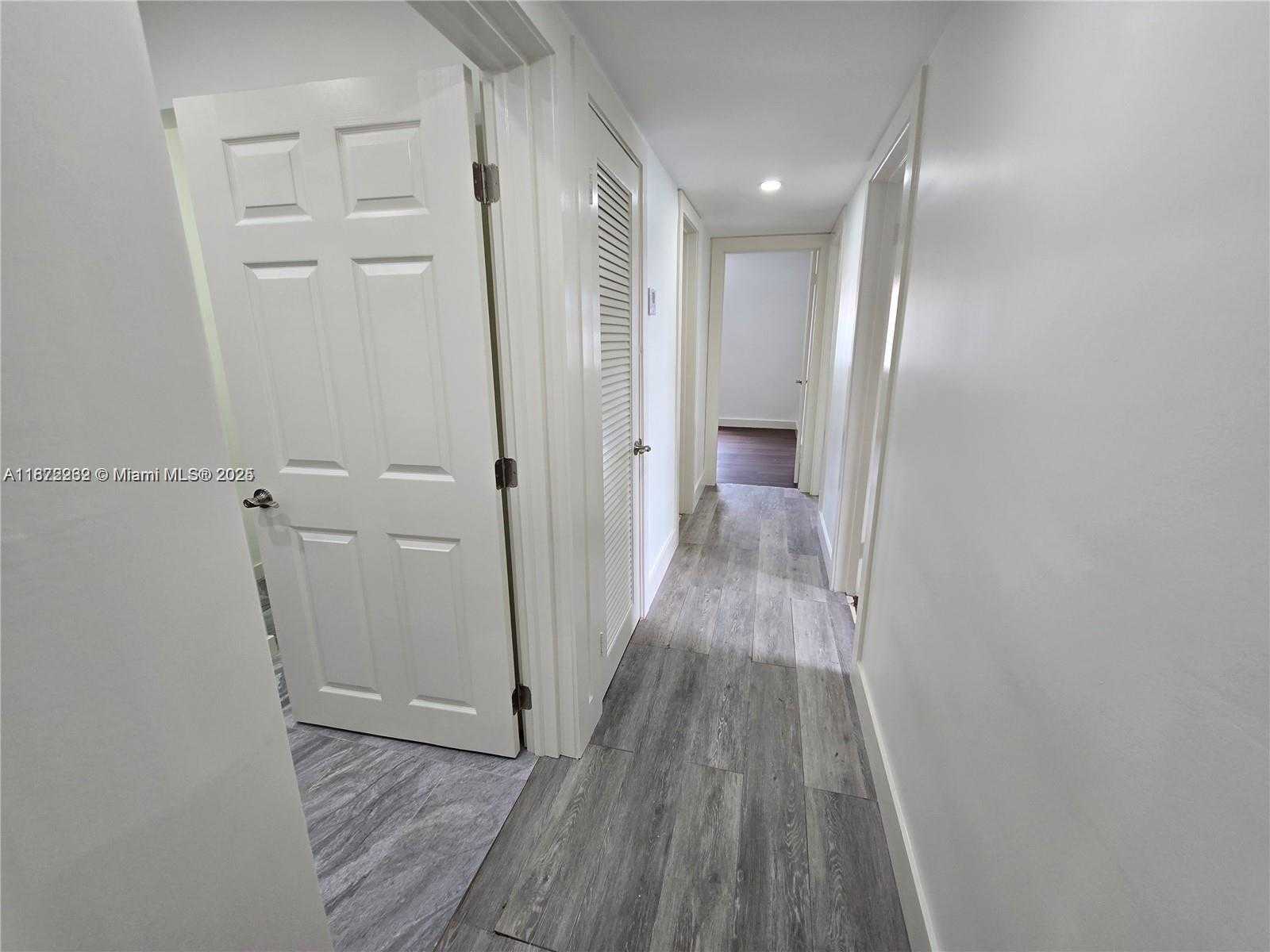 Small Image of 10981 SOUTH WEST 44TH ST, Miami Number 12