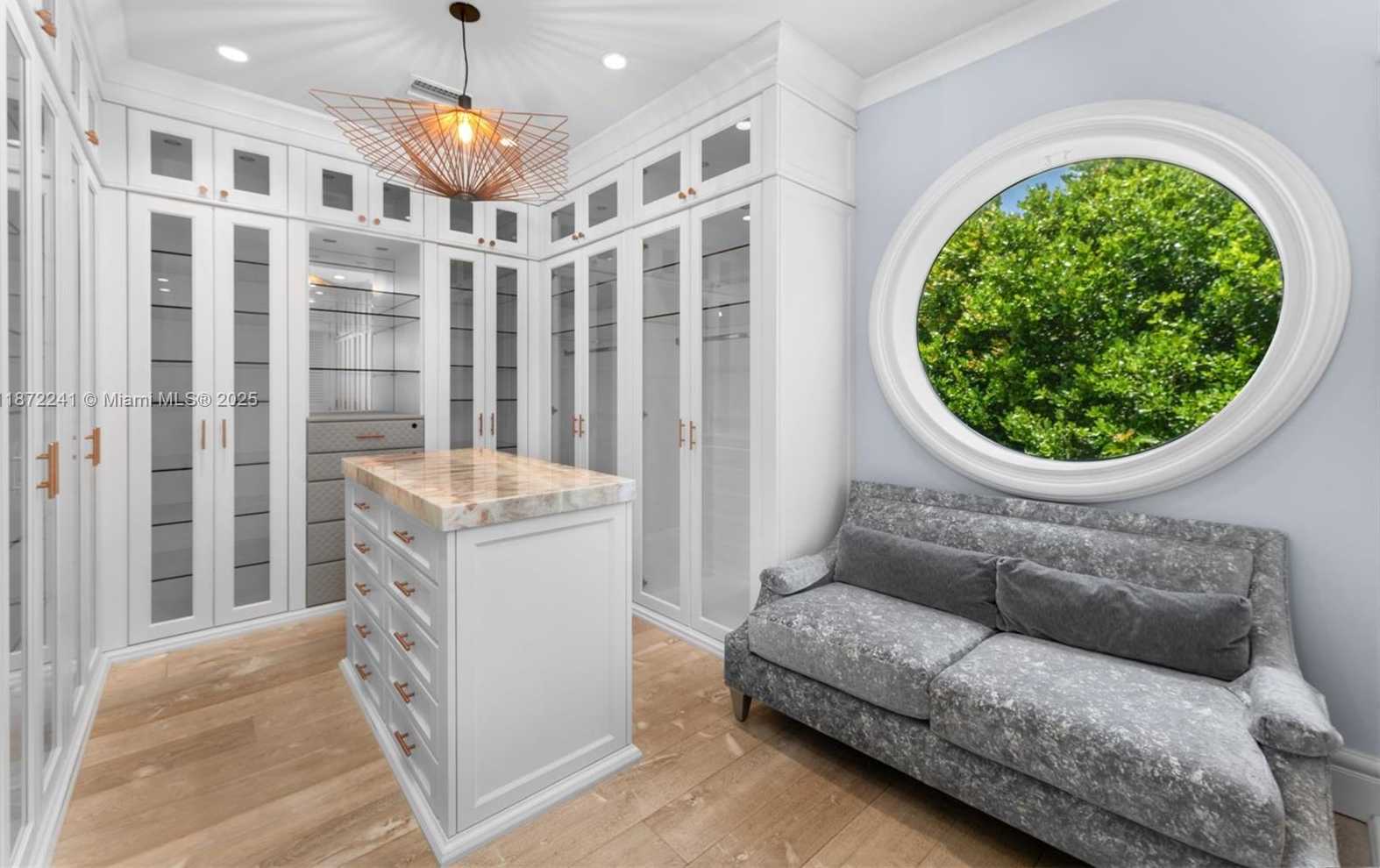 Small Image of 431 WEST RIVO ALTO DR, Miami Beach Number 22