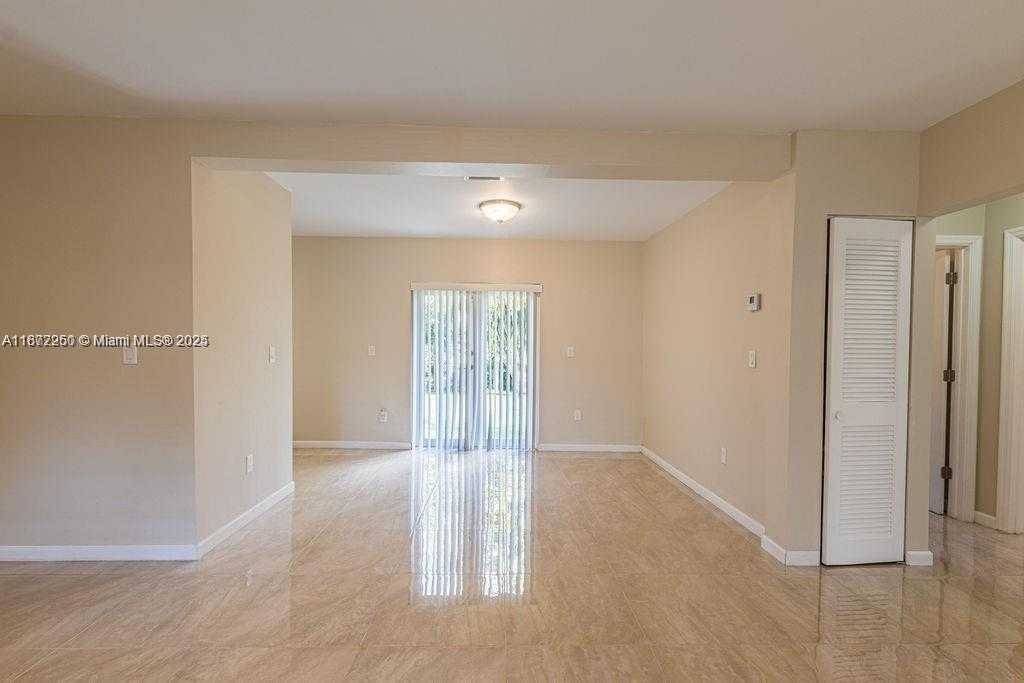 Small Image of 175 NORTH WEST 101ST ST #., Miami Shores Number 6
