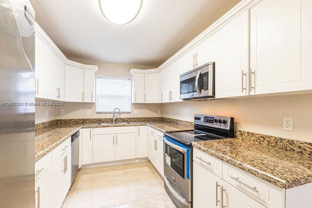 Small Image of 175 NORTH WEST 101ST ST #., Miami Shores Number 8