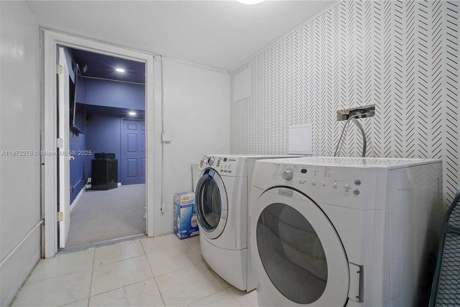 Small Image of 951 NORTH WEST 148TH ST, Miami Number 27
