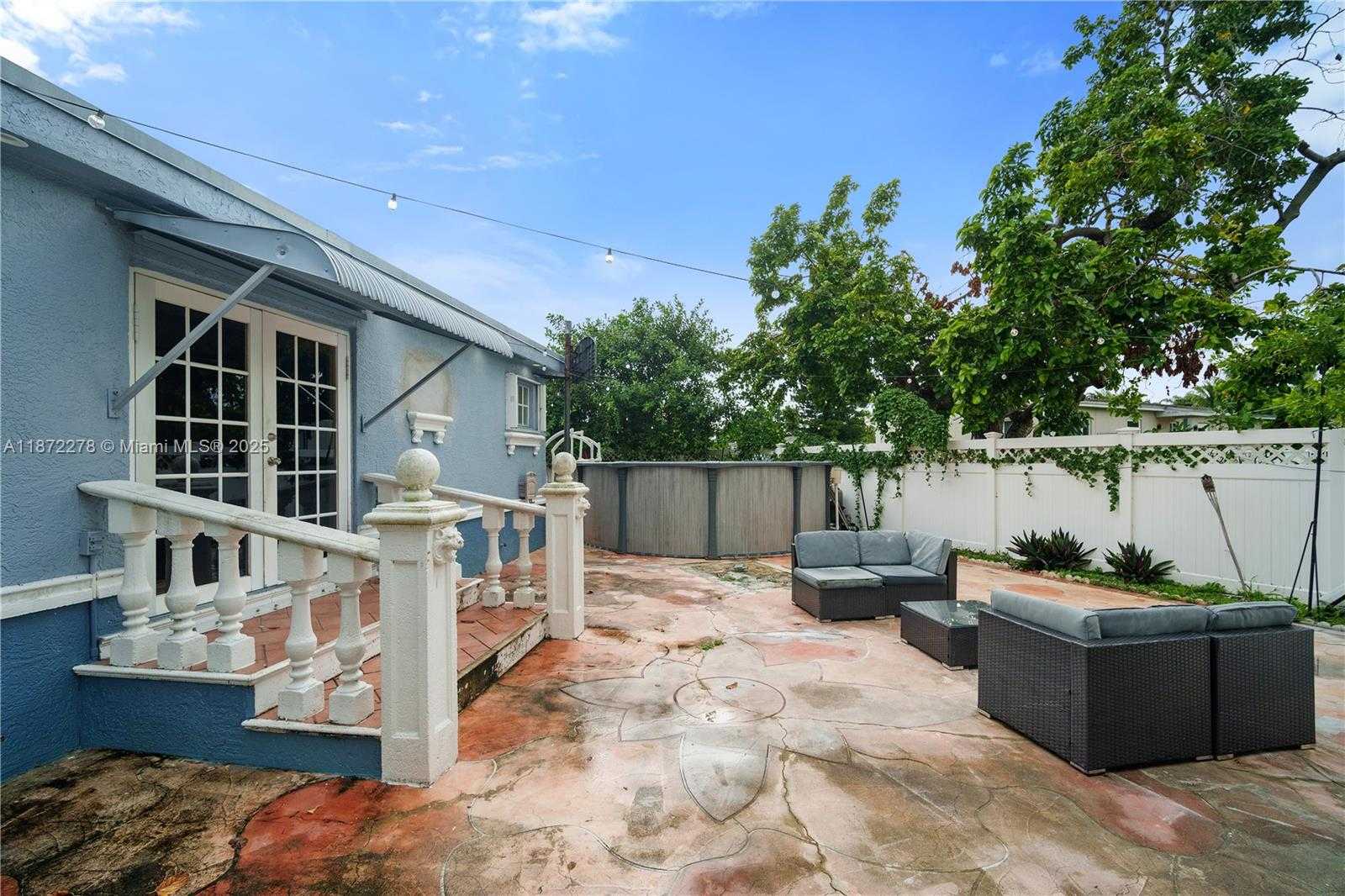 Small Image of 951 NORTH WEST 148TH ST, Miami Number 31
