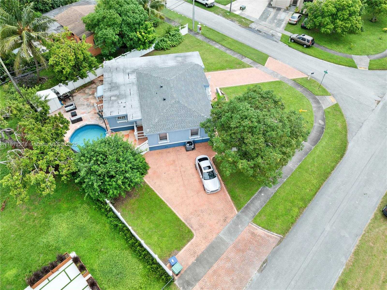 Small Image of 951 NORTH WEST 148TH ST, Miami Number 34