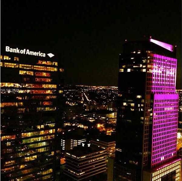 Small Image of 495 BRICKELL AV #3709, Miami Number 8