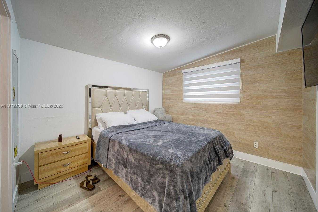Small Image of 1070 NORTH WEST 132ND ST, North Miami Number 15
