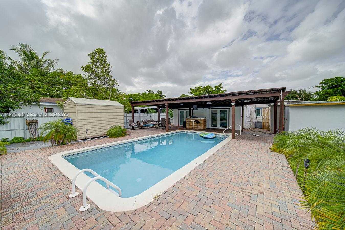 Small Image of 1070 NORTH WEST 132ND ST, North Miami Number 19