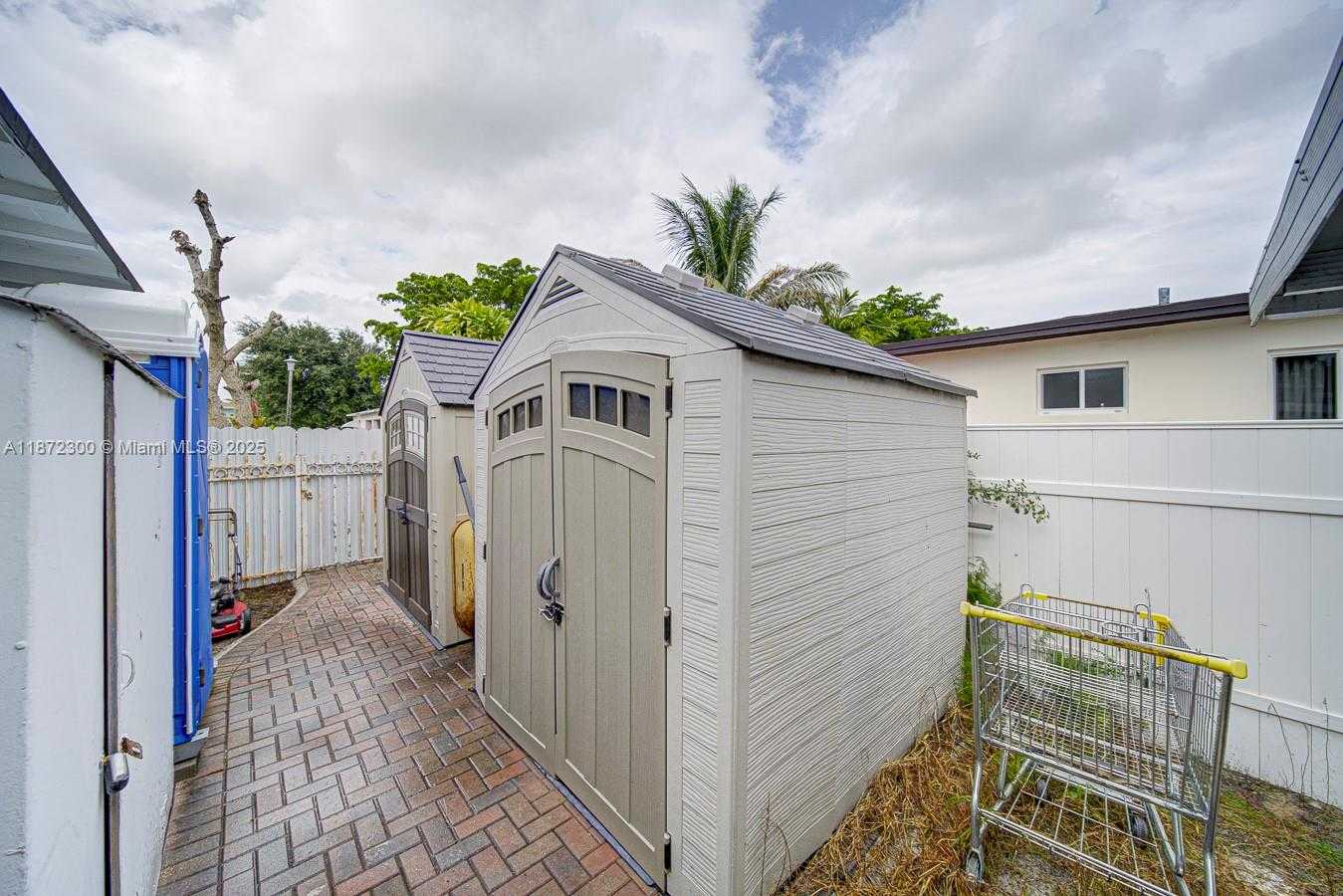 Small Image of 1070 NORTH WEST 132ND ST, North Miami Number 23