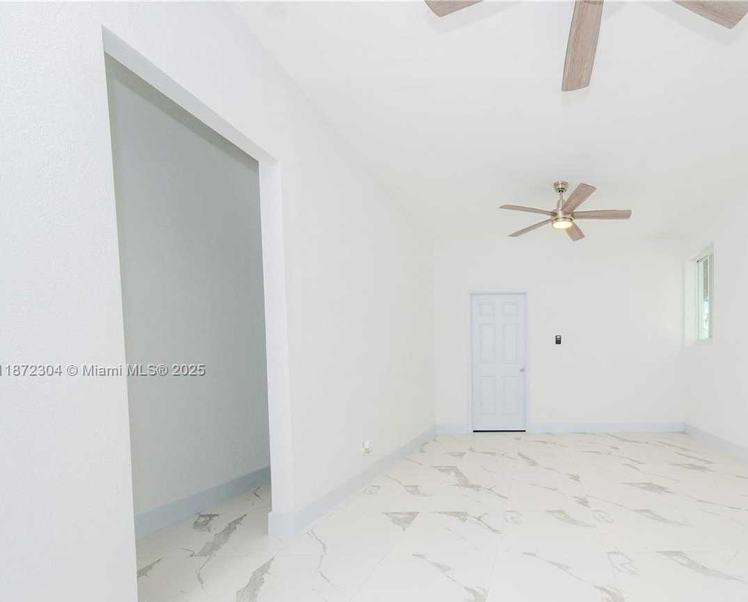 Small Image of 205 SOUTH EAST 4TH ST, Dania Beach Number 5