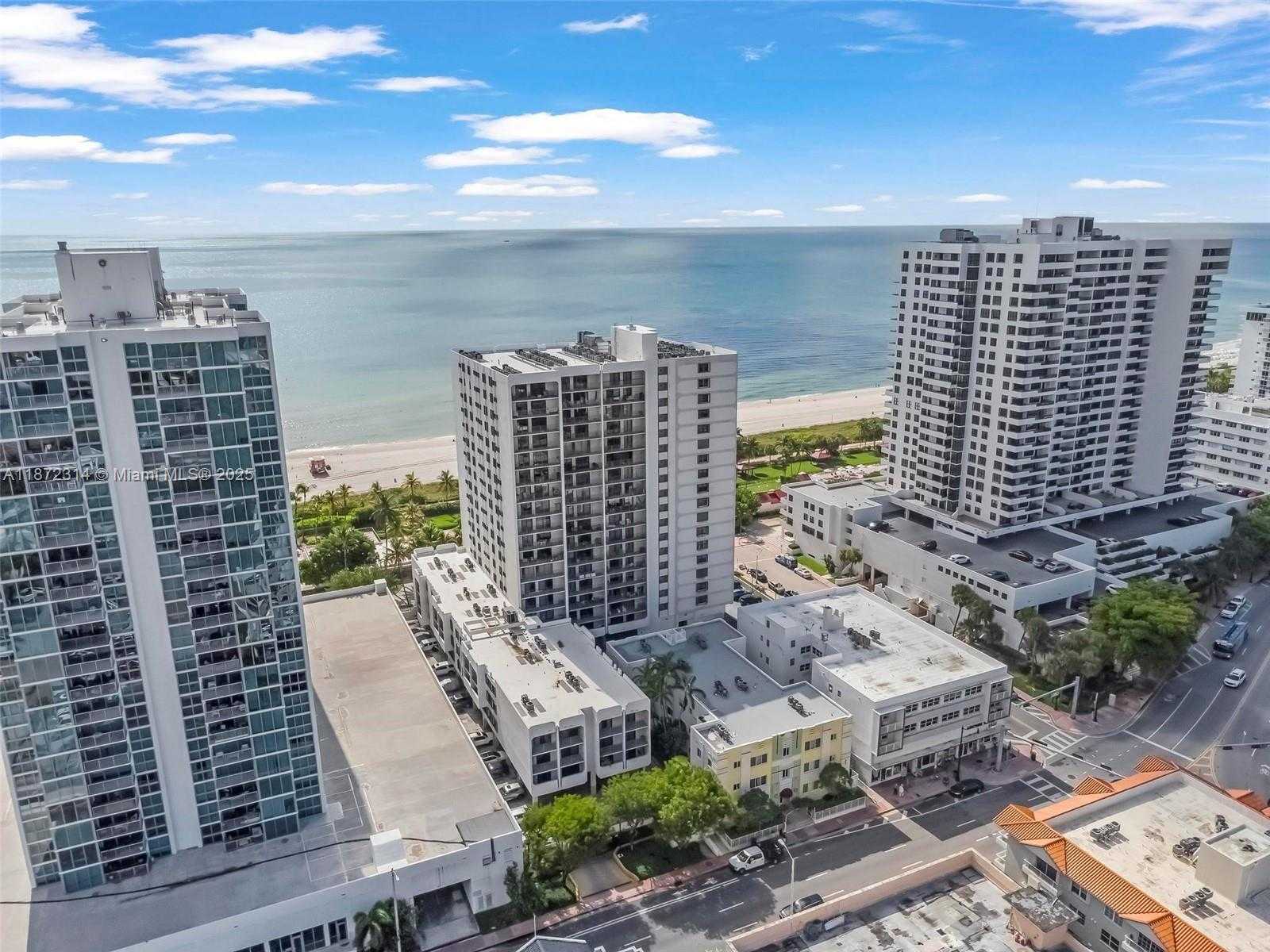 Small Image of 2625 COLLINS AVE #318, Miami Beach Number 37