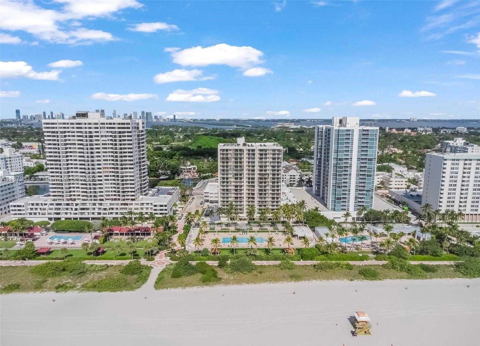Small Image of 2625 COLLINS AVE #318, Miami Beach Number 44