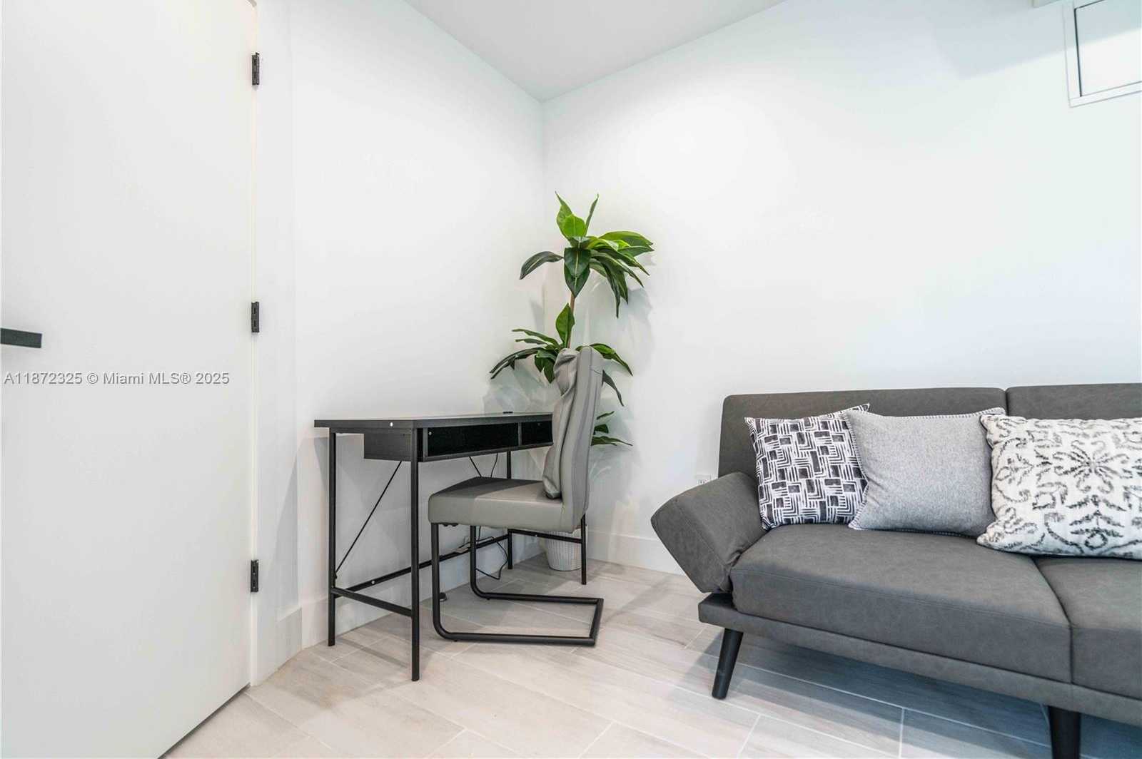 Small Image of 960 JEFFERSON AVE #206, Miami Beach Number 9