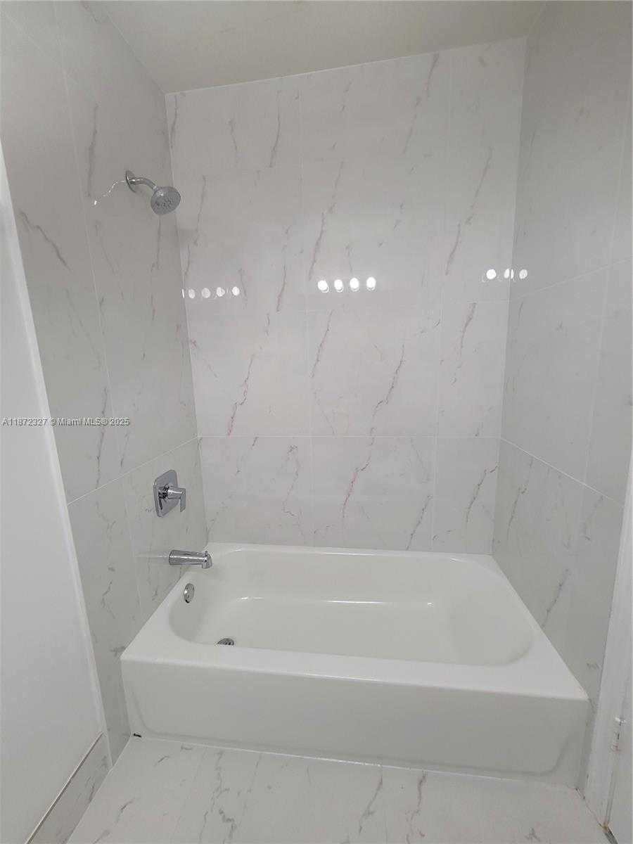 Small Image of 14385 SOUTH WEST 120TH CT #6-7, Miami Number 19