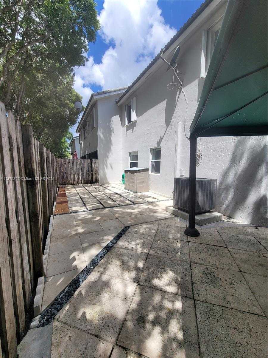 Small Image of 14385 SOUTH WEST 120TH CT #6-7, Miami Number 26