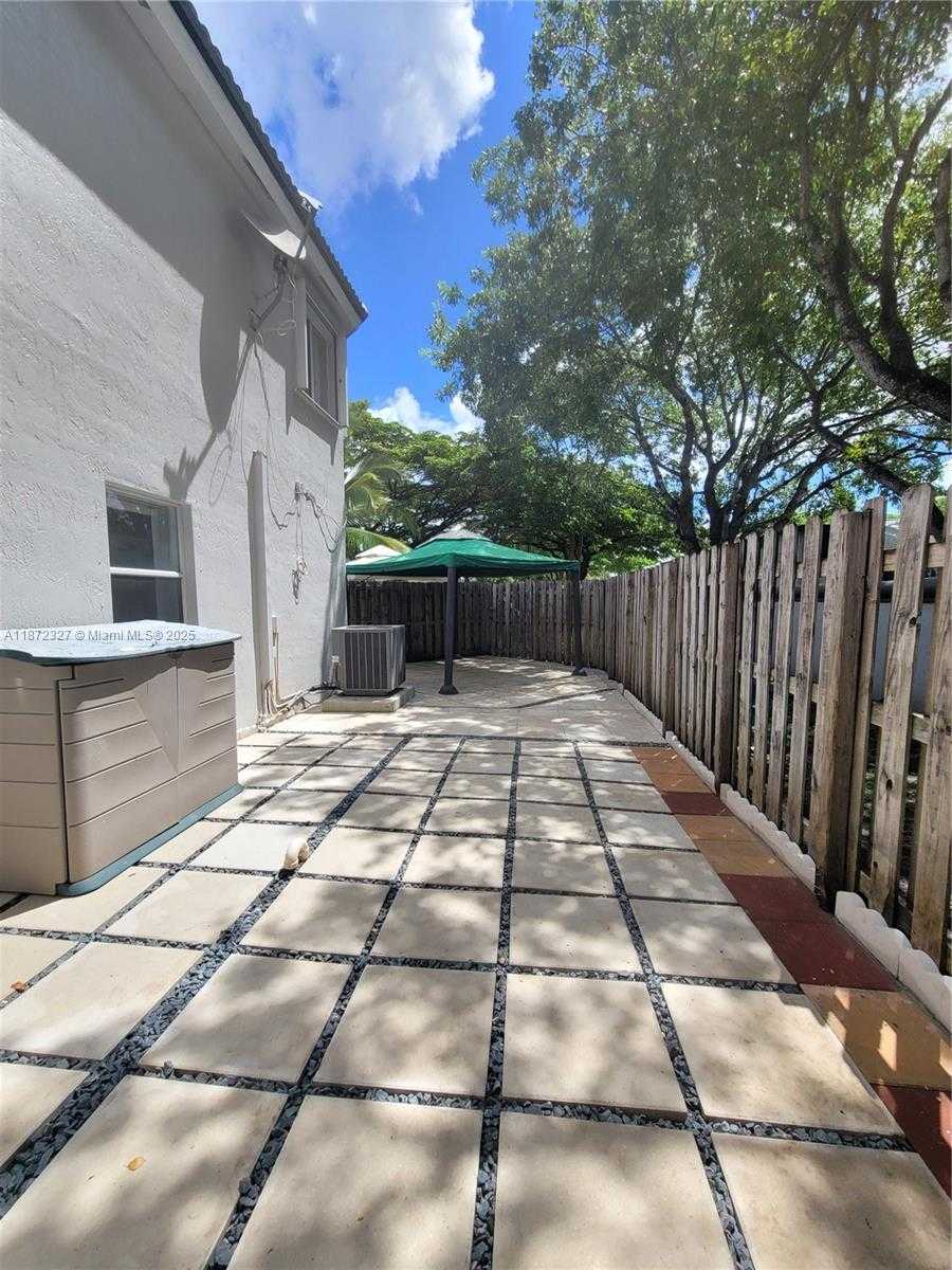 Small Image of 14385 SOUTH WEST 120TH CT #6-7, Miami Number 27