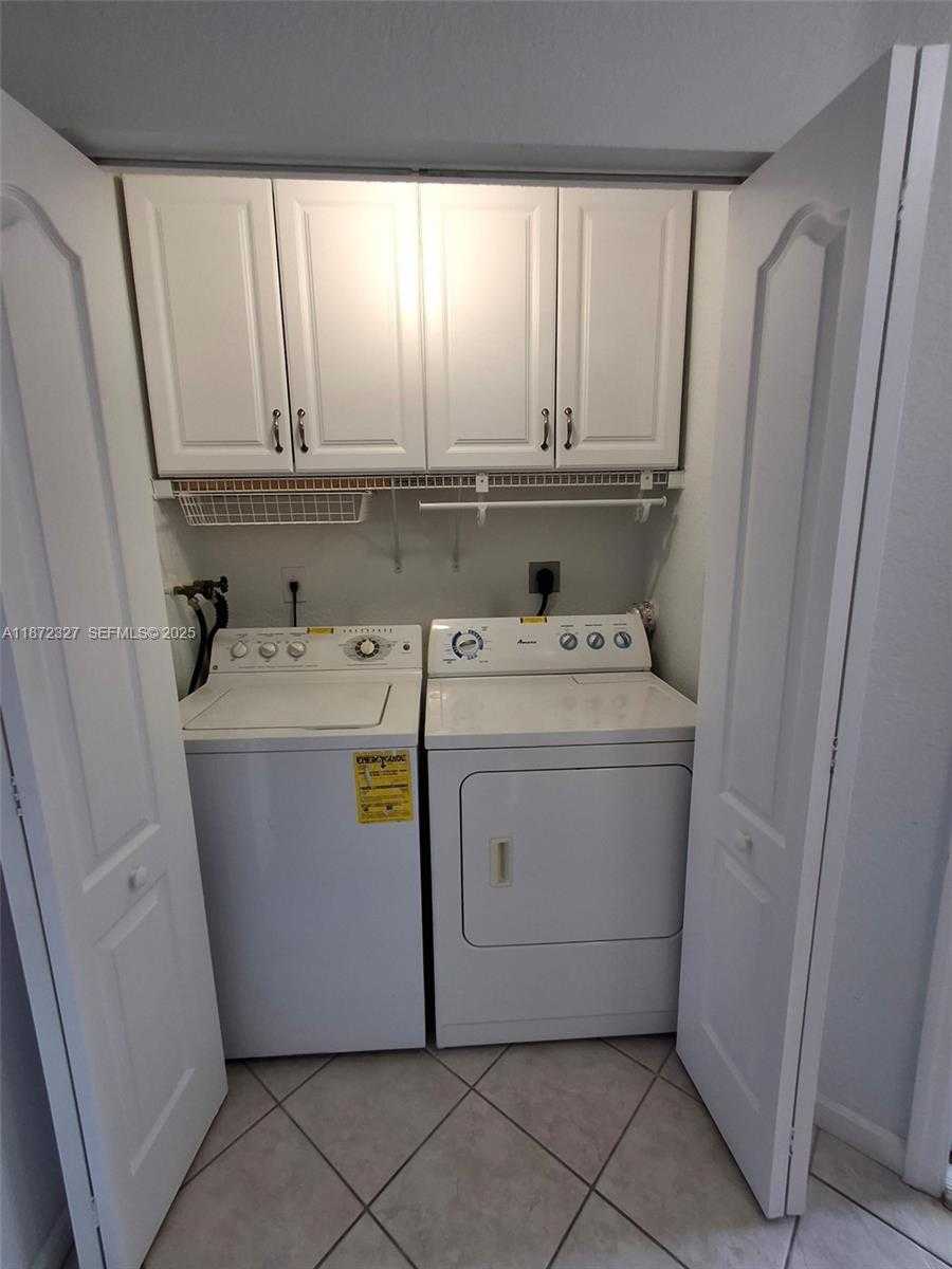 Small Image of 14385 SOUTH WEST 120TH CT #6-7, Miami Number 44