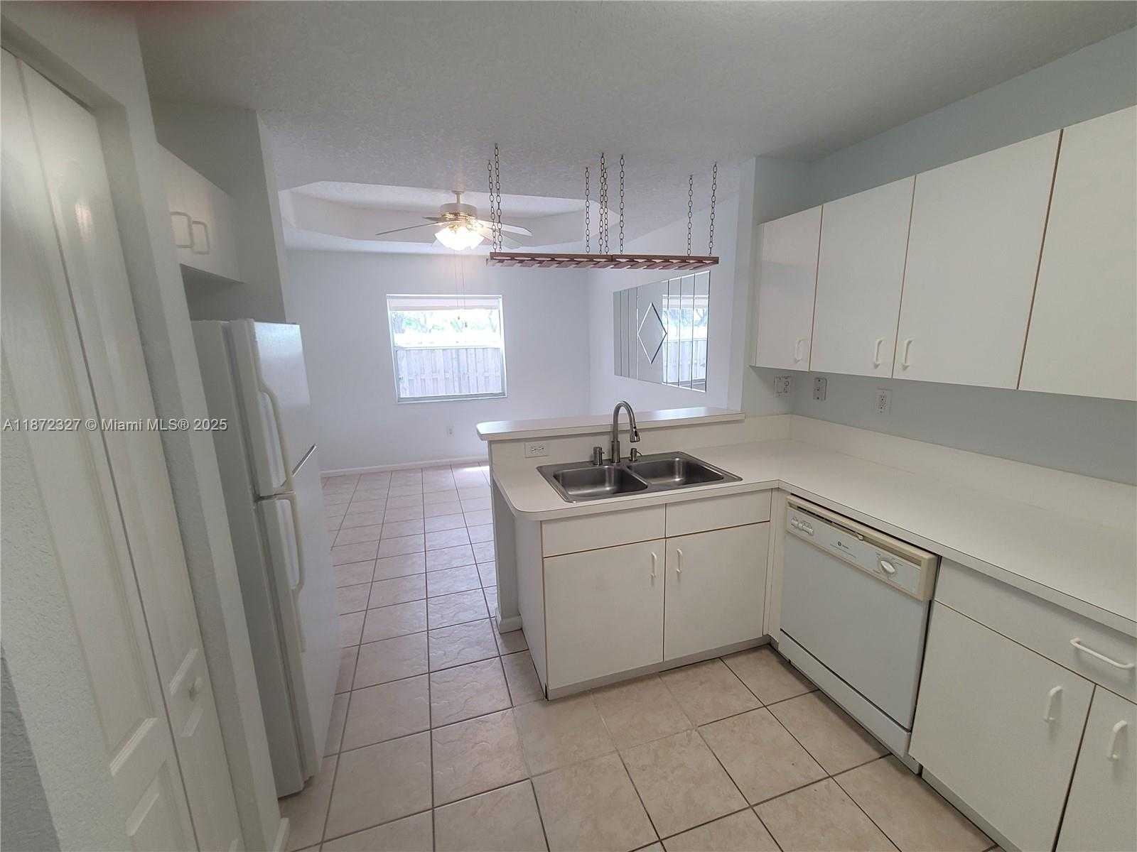 Small Image of 14385 SOUTH WEST 120TH CT #6-7, Miami Number 8