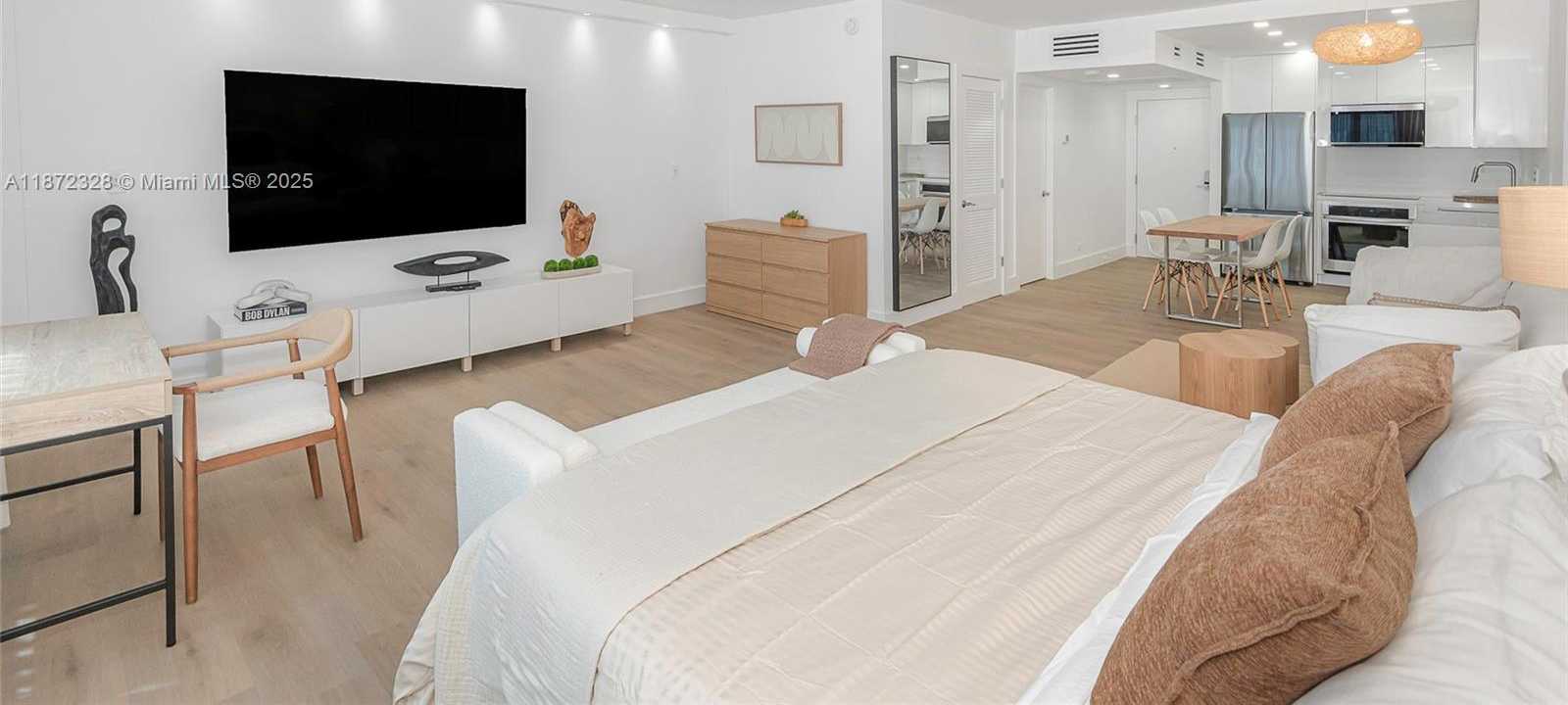 Small Image of 2301 COLLINS AVE #1442, Miami Beach Number 14