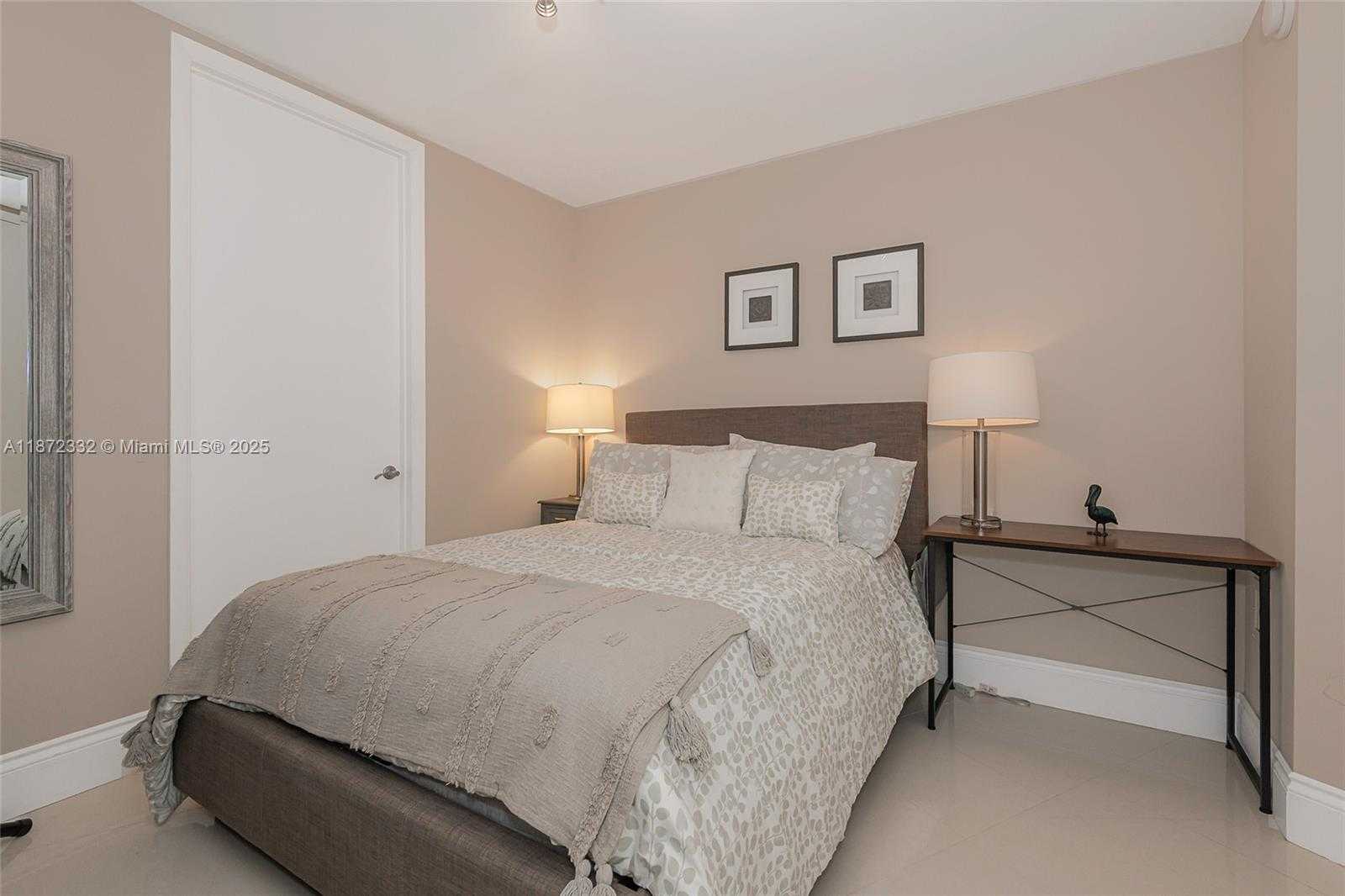 Small Image of 16001 COLLINS AVE #2903, Sunny Isles Beach Number 24