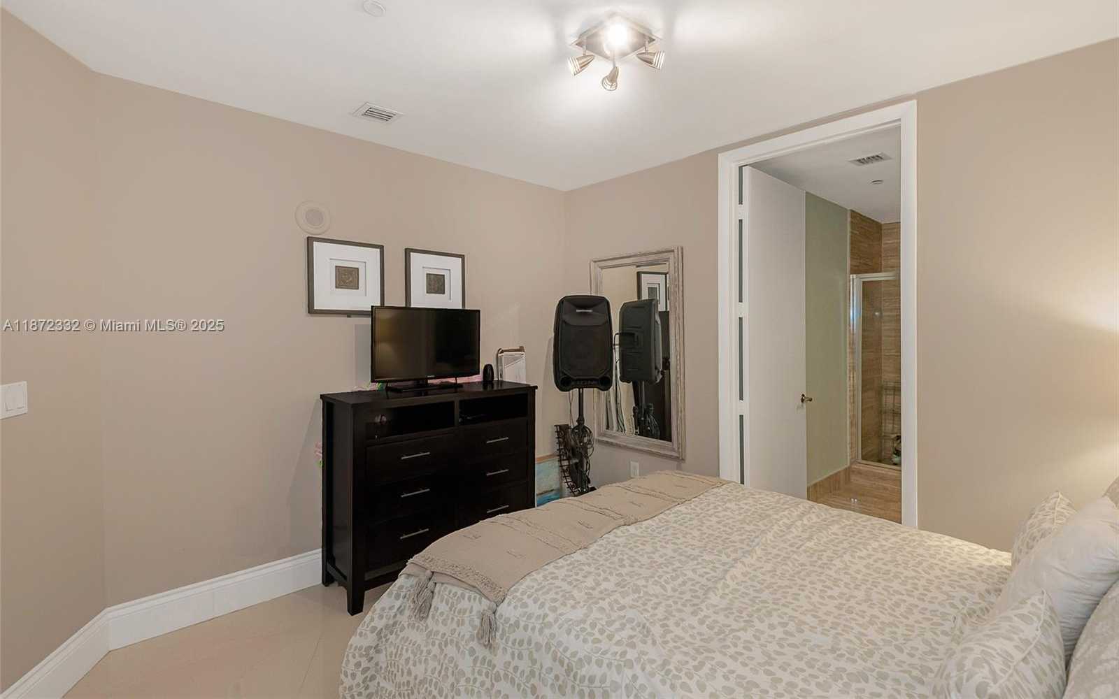 Small Image of 16001 COLLINS AVE #2903, Sunny Isles Beach Number 25