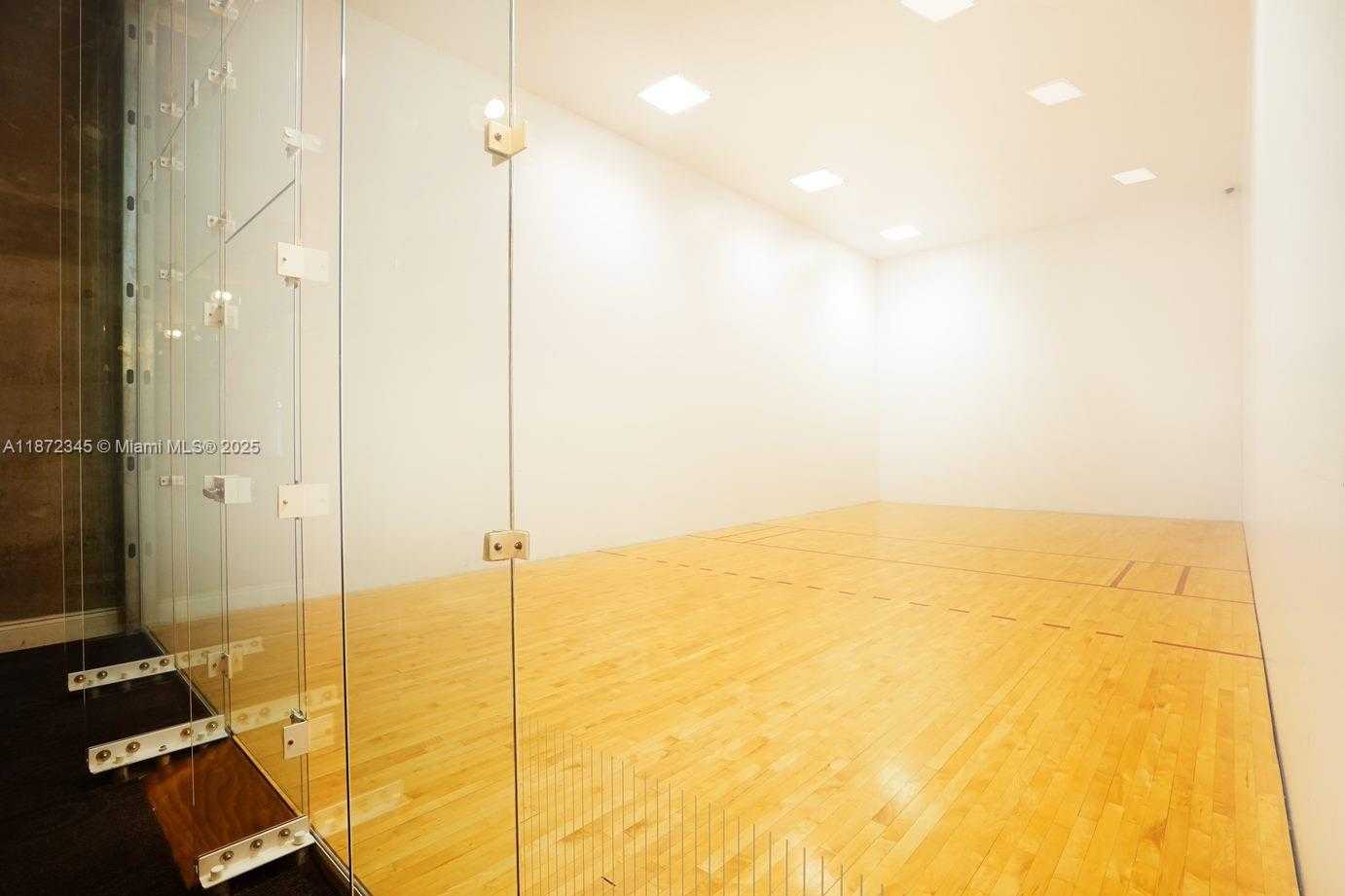 Small Image of 690 SOUTH WEST 1ST CT #2126, Miami Number 13