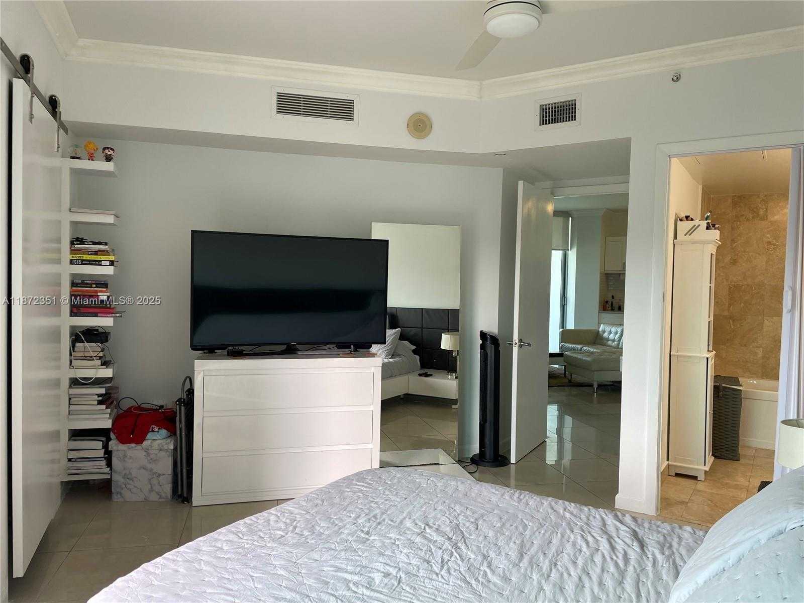 Small Image of 350 SOUTH MIAMI AVE #1113, Miami Number 12