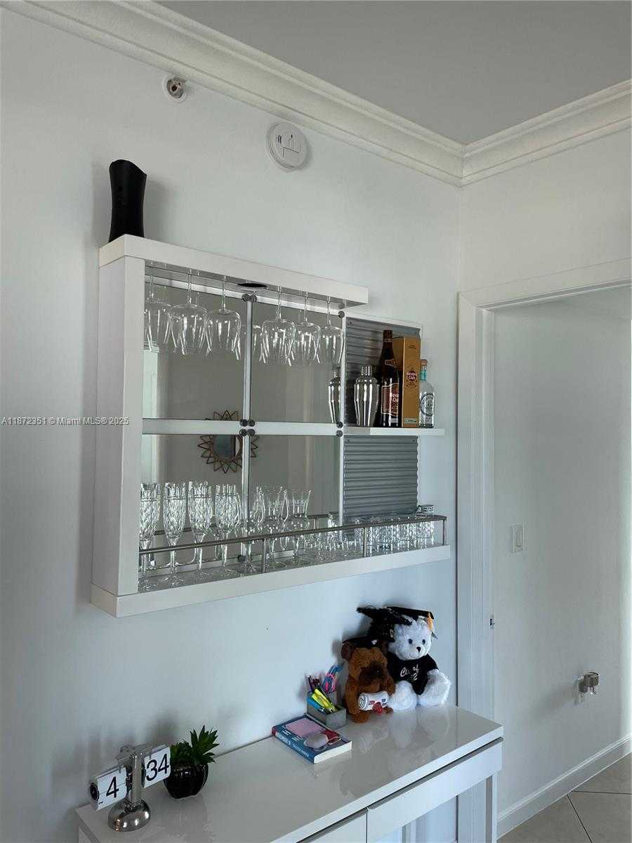 Small Image of 350 SOUTH MIAMI AVE #1113, Miami Number 7