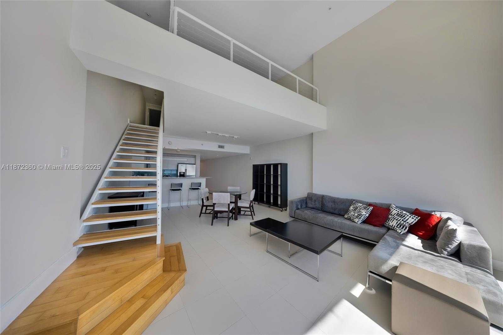 Small Image of 2000 BAY DR #407, Miami Beach Number 11