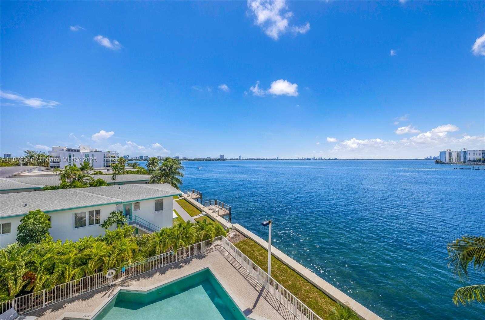 Small Image of 2000 BAY DR #407, Miami Beach Number 37