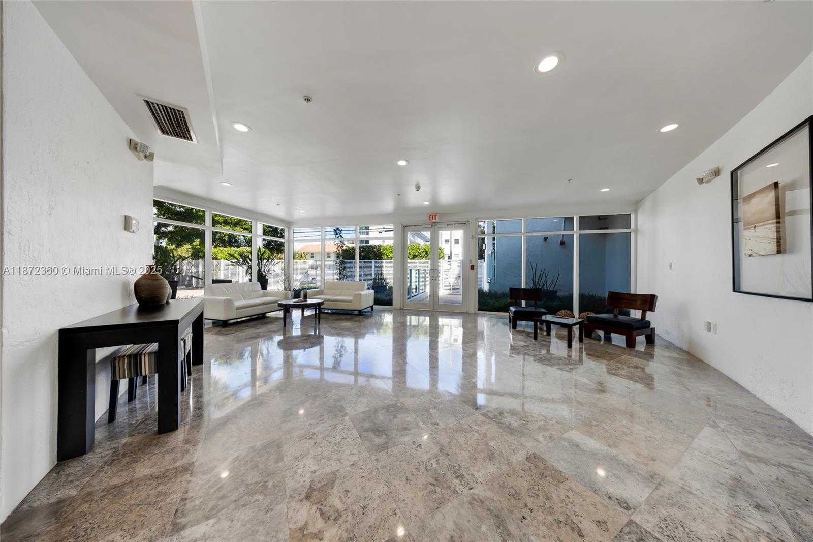Small Image of 2000 BAY DR #407, Miami Beach Number 40
