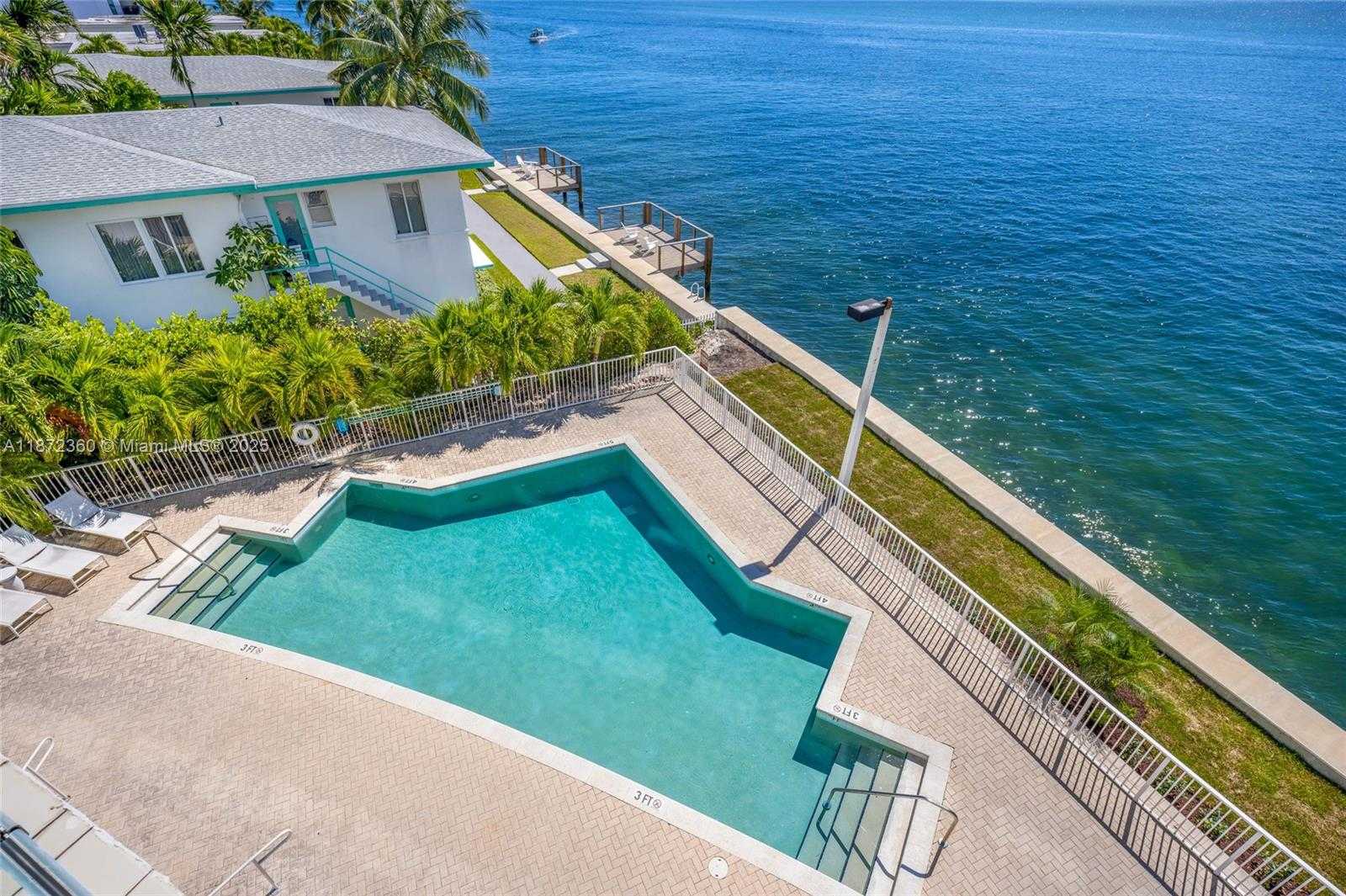 Small Image of 2000 BAY DR #407, Miami Beach Number 43