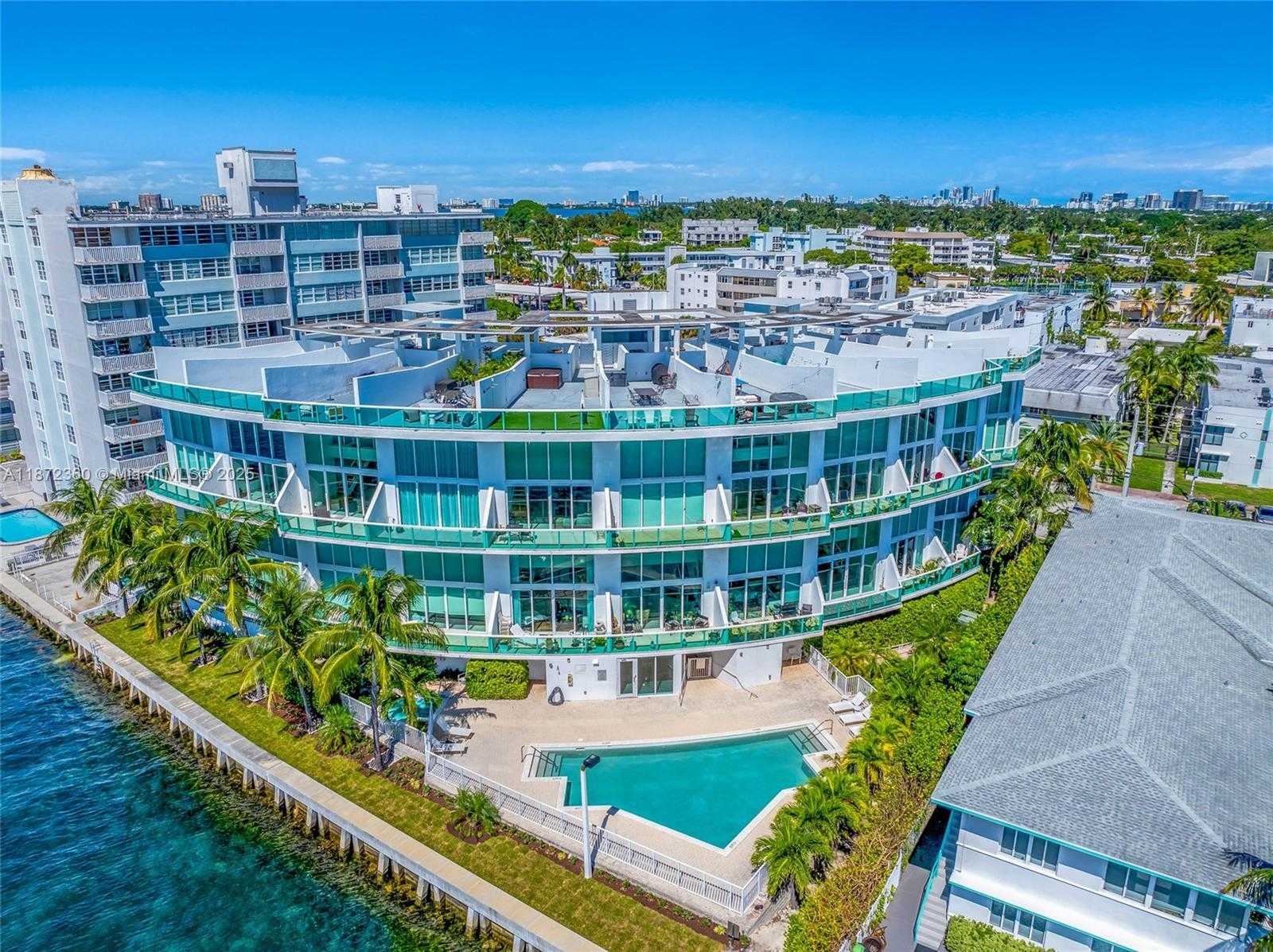 Small Image of 2000 BAY DR #407, Miami Beach Number 47