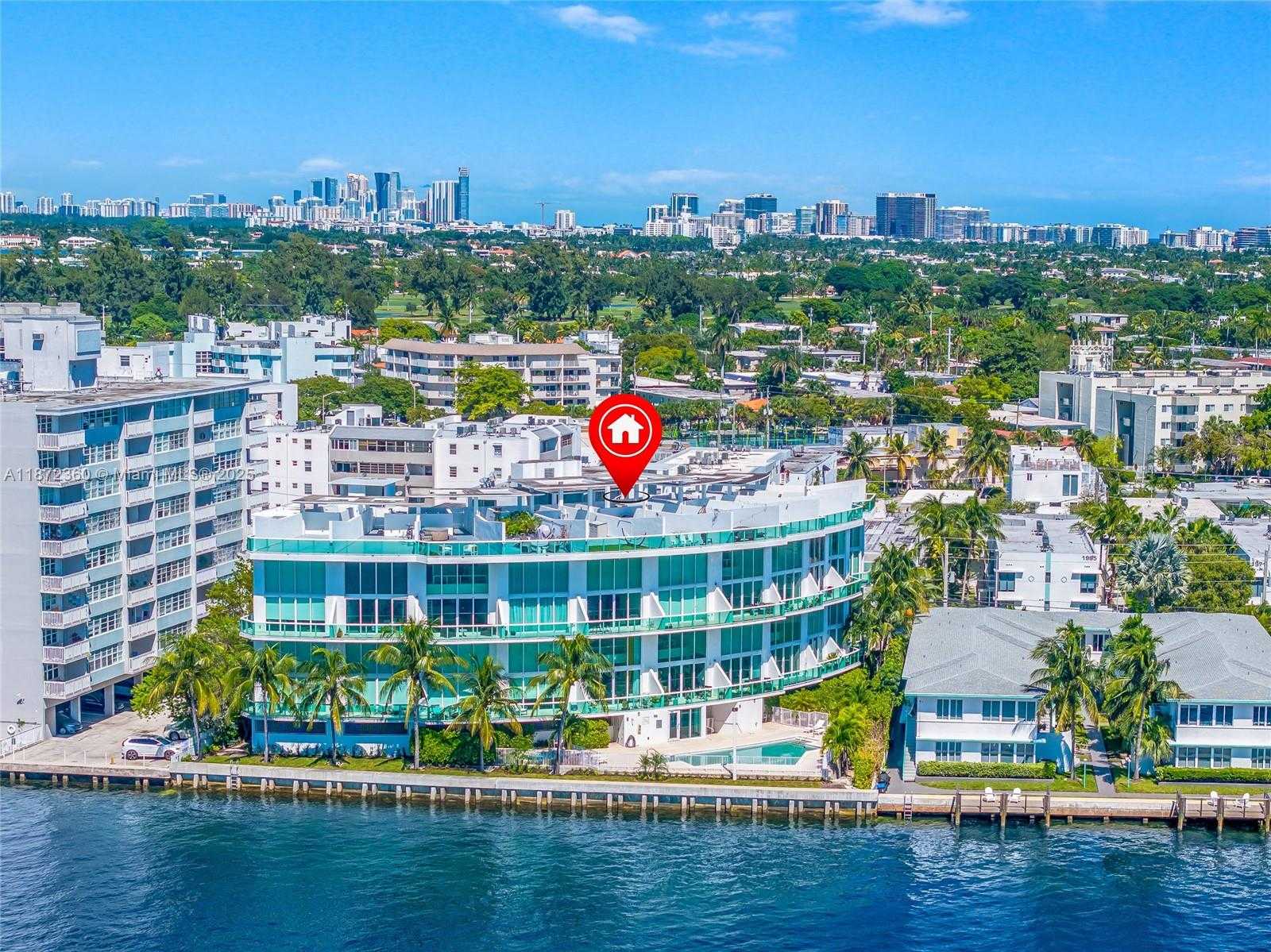 Small Image of 2000 BAY DR #407, Miami Beach Number 58