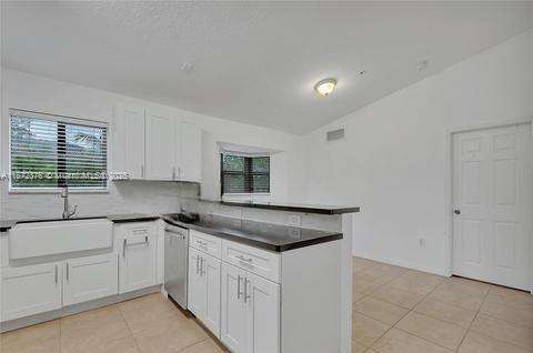 Small Image of 22931 SOUTH WEST 88TH PL #201, Cutler Bay Number 6