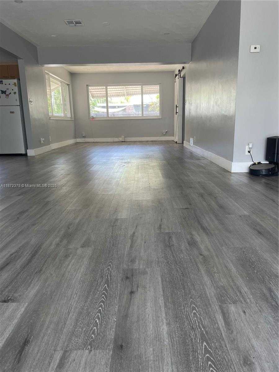 Small Image of 3301 SOUTH WEST 20TH CT, Fort Lauderdale Number 3