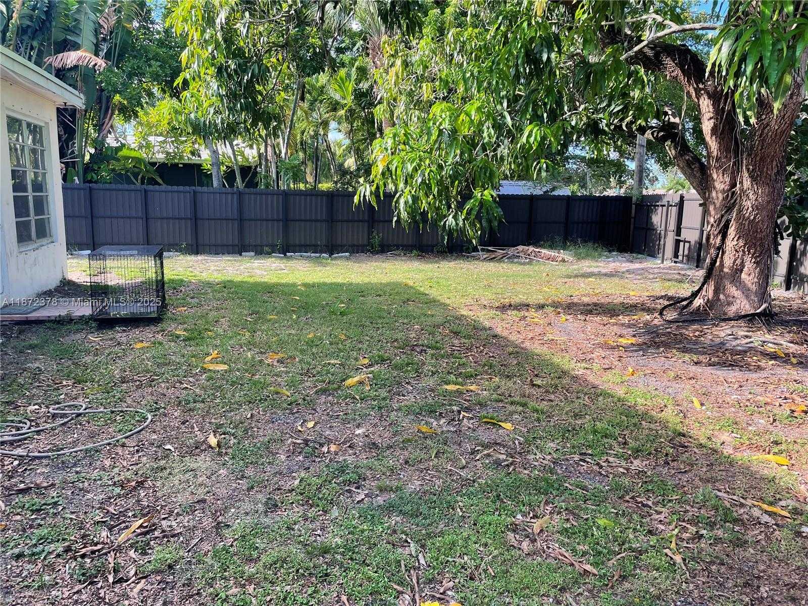 Small Image of 3301 SOUTH WEST 20TH CT, Fort Lauderdale Number 7
